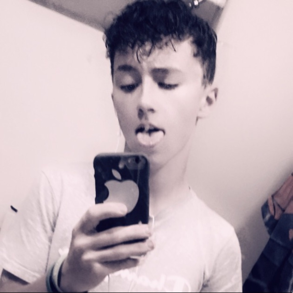 Meet your Posher, Devon